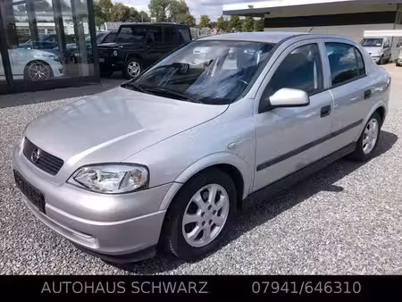 Opel Astra 1.8 125 Selection