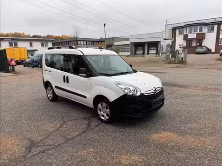 Opel Combo 1.2 CDTI Selection