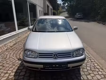Volkswagen Golf 1.4 75