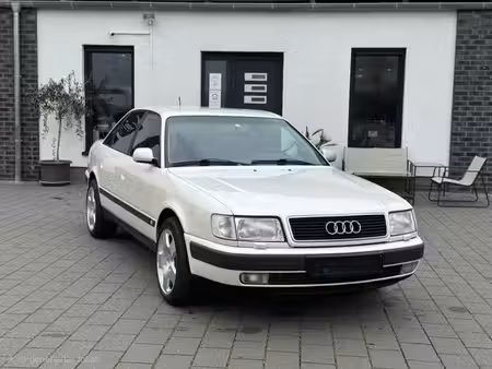 Audi 100 