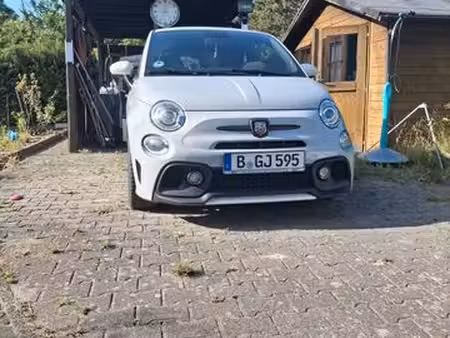 Abarth 595 1.4 180 Competizione