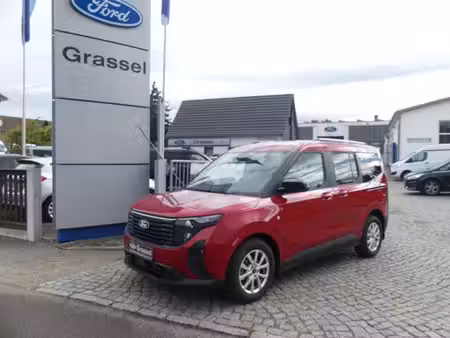 Ford Tourneo Courier 1.0 126 Titanium