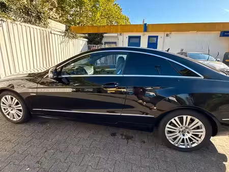 Mercedes-Benz Classe E E 200 V6 3.0 190