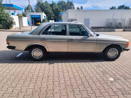 Mercedes-Benz Classe E 230 E