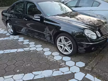 Mercedes-Benz Classe E E 200