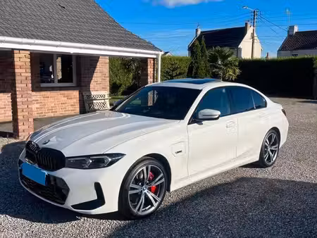 BMW Série 3 330e 2.0 292