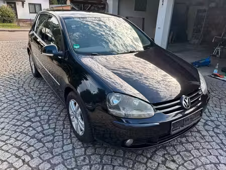 Volkswagen Golf 2.0 TDI 140
