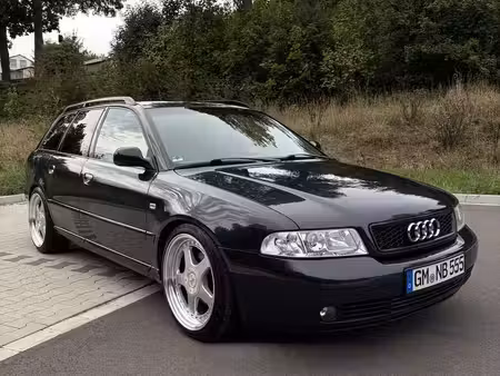 Audi A4 1.8 125