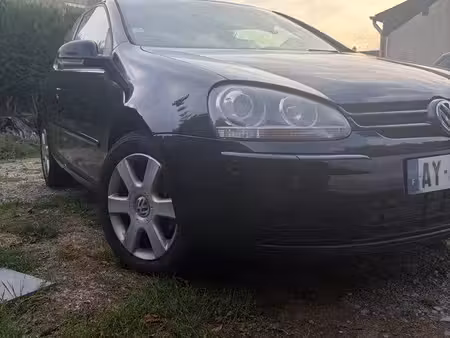 Volkswagen Golf 2.0 TDI 140