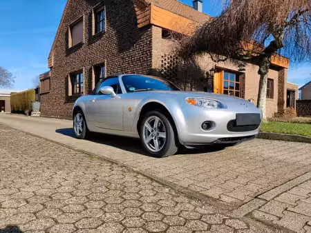 Mazda MX5 1.8 126