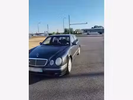 Mercedes-Benz Classe E E 270 Elegance