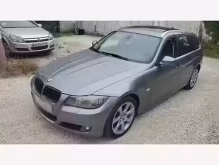 BMW Série 3 330d 3.0 245 Confort