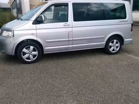 Volkswagen Transporter T5 2.5 TDI 174