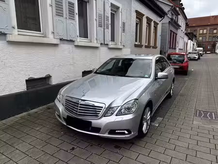 Mercedes-Benz Classe E E 220 2.1 CDI 170