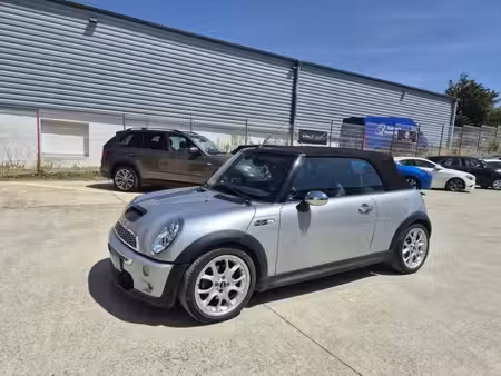 Mini Cabrio Cooper S 1.6 170