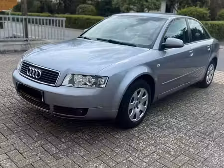 Audi A4 1.6 102