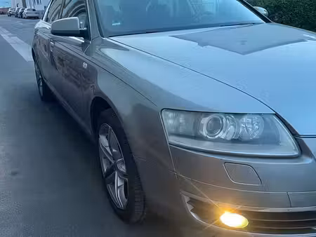 Audi A6 V6 2.4 177