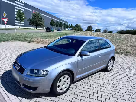Audi A3 1.6 102 Attraction