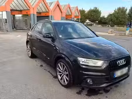 Audi Q3 2.0 TDI 140 S line