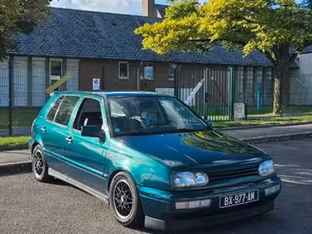 Volkswagen Golf VR6 90