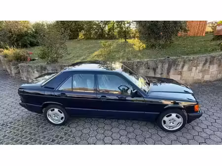 Mercedes-Benz 190 1.8
