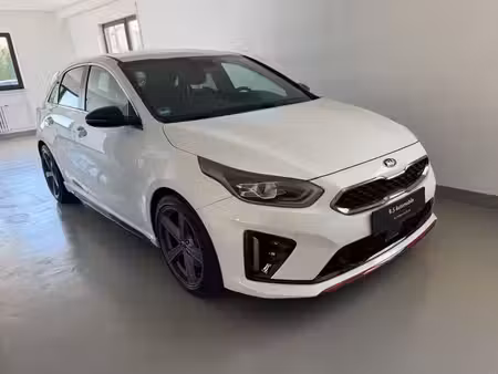 Kia Ceed GT 1.6 T GDi 204