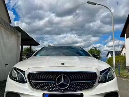 Mercedes-Benz Classe E E 200 2.0 197 AMG Line 4Matic