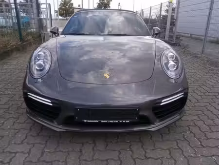 Porsche 911 Turbo S 3.8 580 4x4