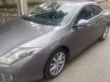 Renault Laguna Coupe 2.0 dCi 150