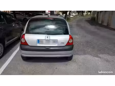 Renault Clio 1.2 75
