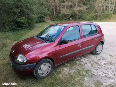 Renault Clio 1.2 58