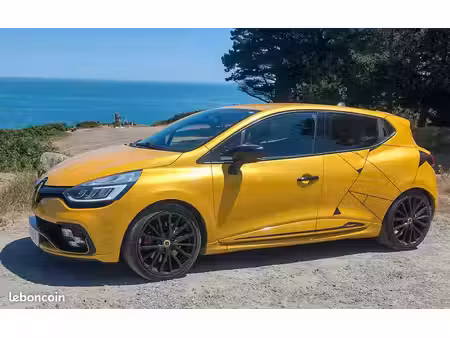 Renault Clio RS Trophy 1.6 T 220