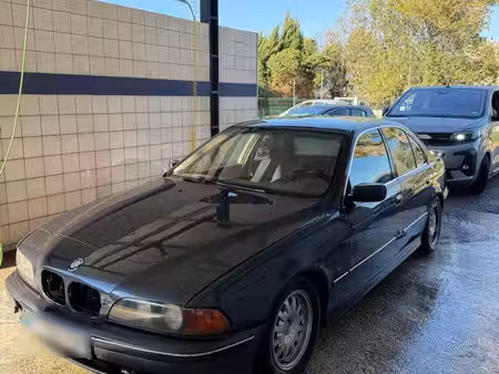 BMW Série 5 525TDS 2.0 143