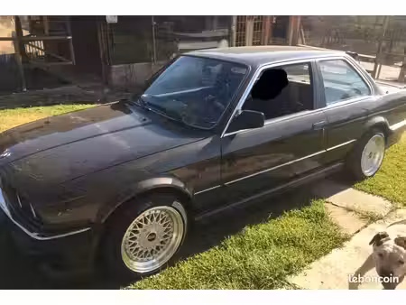 BMW Série 3 325i