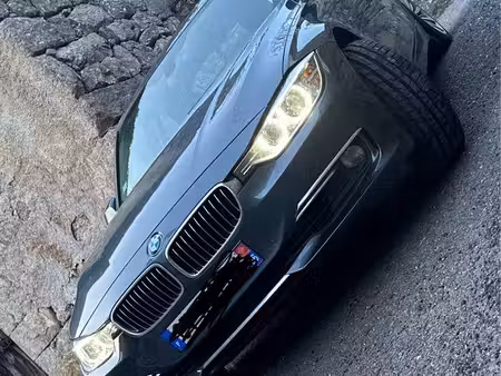 BMW Série 3 330d 3.0 258