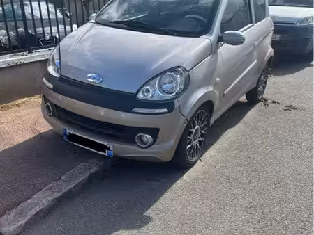 Microcar MGO 