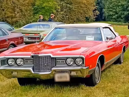 Ford LTD 