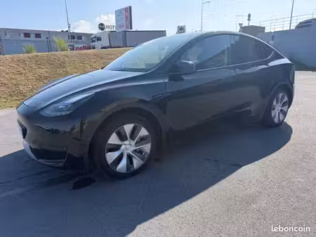 Tesla Model Y Grande Autonomie 275