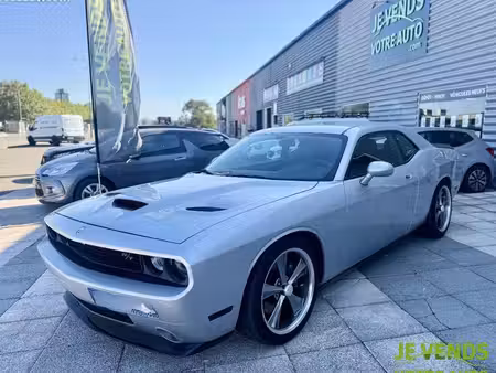 Dodge Challenger V6 3.5