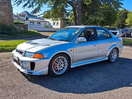 Mitsubishi Lancer Evolution GSR