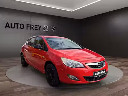 Opel Astra 1.4 140 Selection