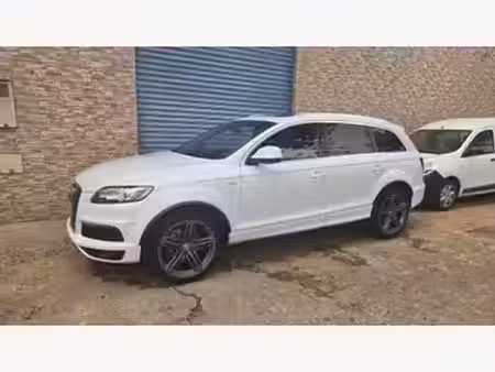 Audi Q7 V6 3.0 TDI 245 Avus quattro