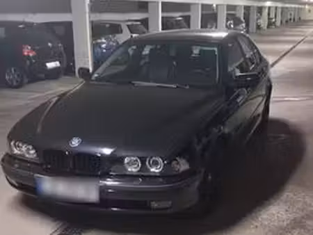 BMW Série 5 528i 2.8 193