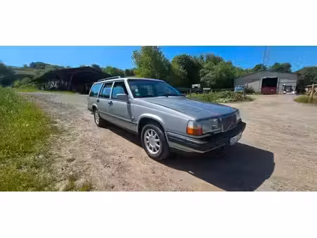 Volvo 940 2.3 T 135
