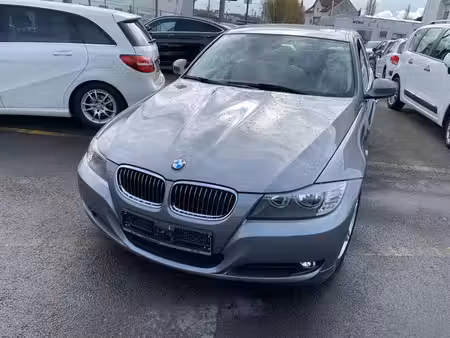 BMW Série 3 325i 3.0 218