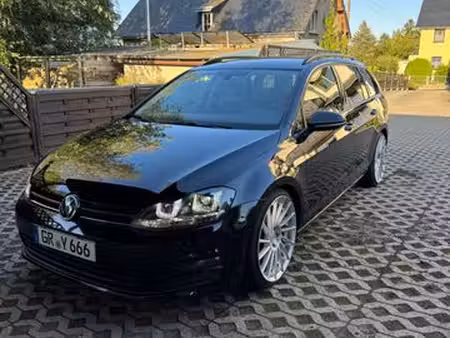 Volkswagen Golf 2.0 TDI 110