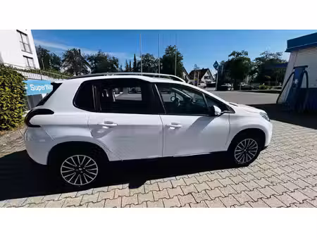 Peugeot 2008 1.2 110 Active