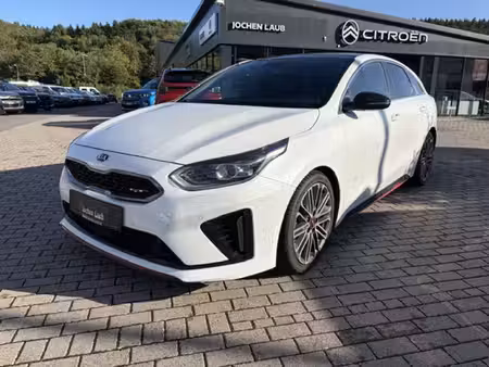Kia Ceed 1.6 T GDi 204