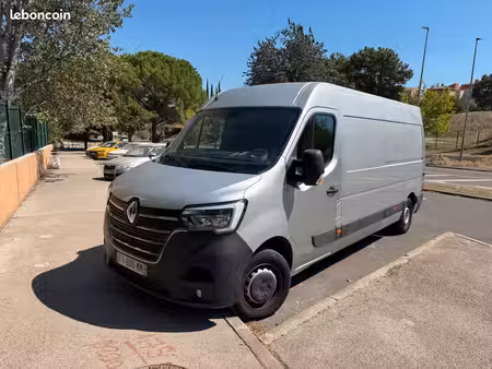 Renault Master 2.3 dCi 180