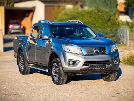 Nissan Navara Double Cab 2.3 dCi 190 Tekna 4x4
